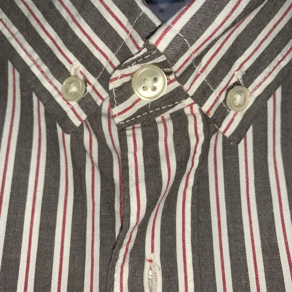 Gymboree Boys button down - Picture 3 of 5